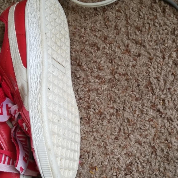 Shoes - Picture 2 of 4